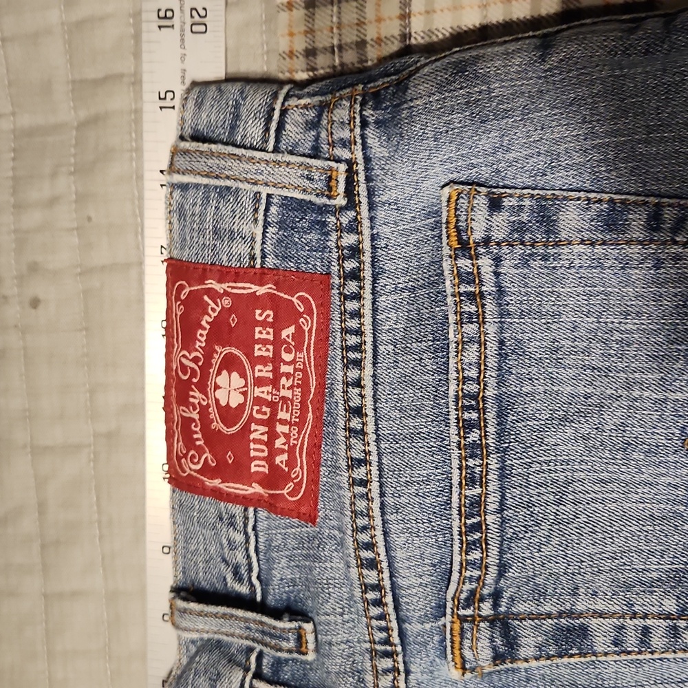 Lucky jeans
